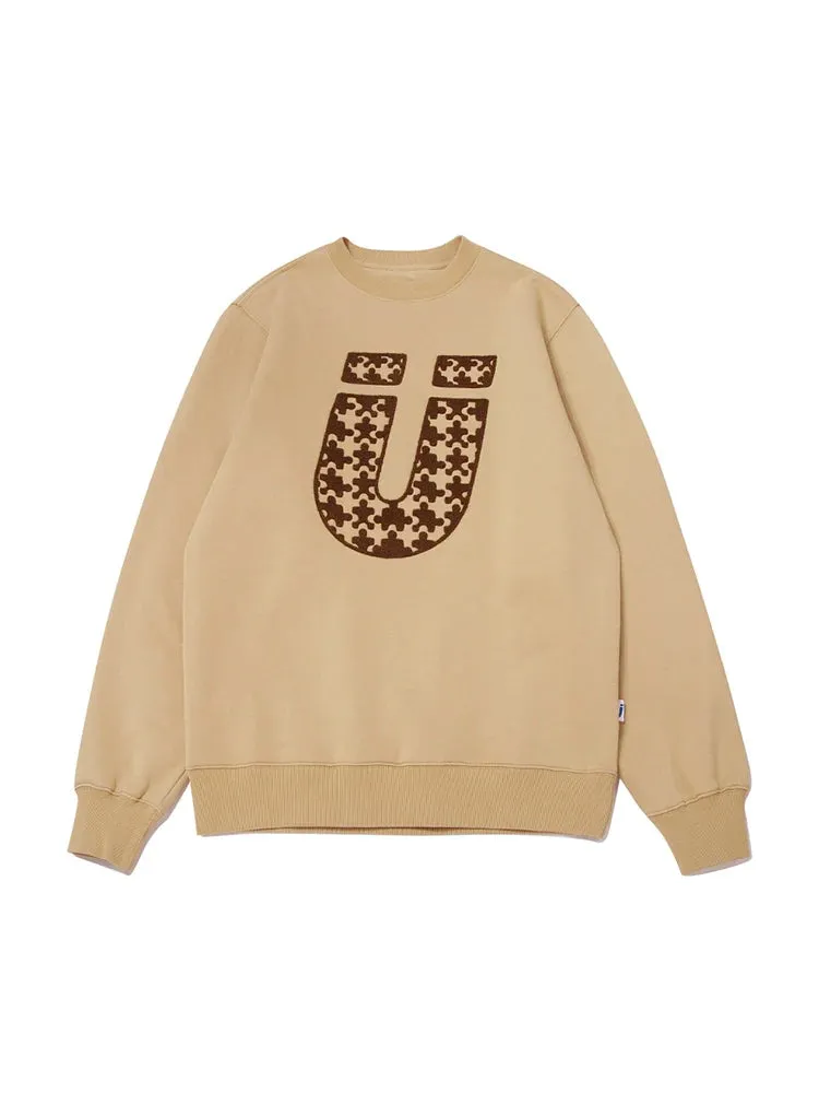 Trendy Logo Trainers Over Brown Mode